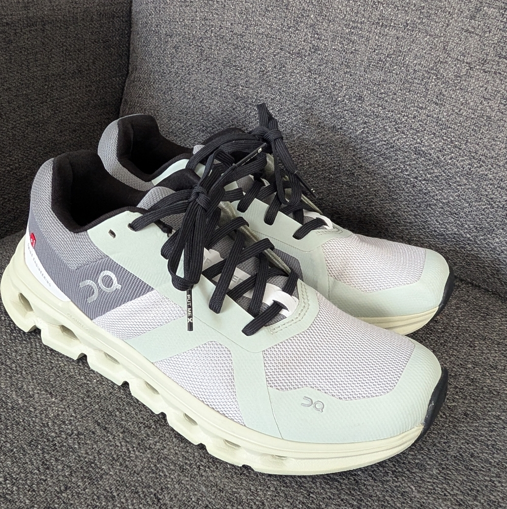 On Cloud Cloudrunner - image 3